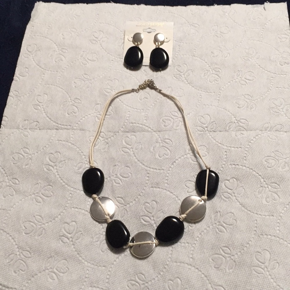 Women’s jewelry